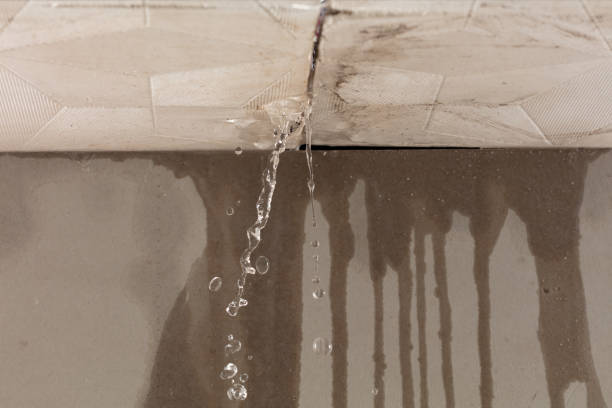 Professional Flood Damage Cleanup technician working in Idalou, TX